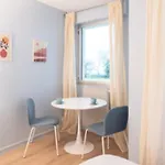 Quiet Radiant Studio Overlooking The Garden Appartement Parijs