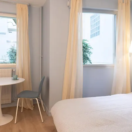 Quiet Radiant Studio Overlooking The Garden Appartement Paris